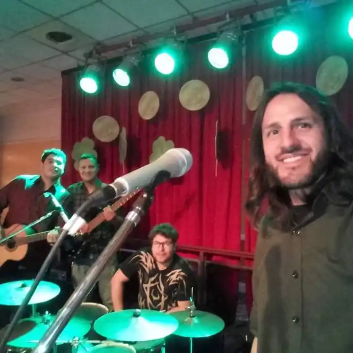 «Facu Moreno y amigos» en el ciclo Sábado Deluxe
