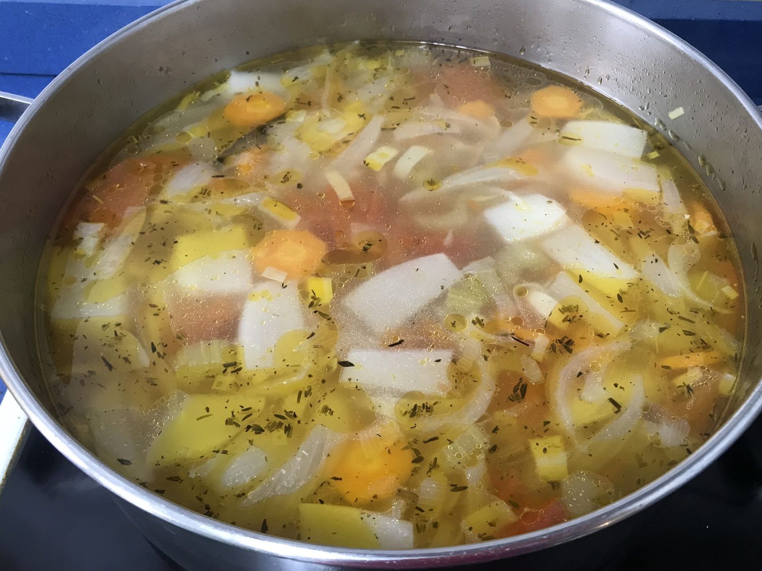 Pare estos días fríos, nada mejor que una sopa de verduras casera