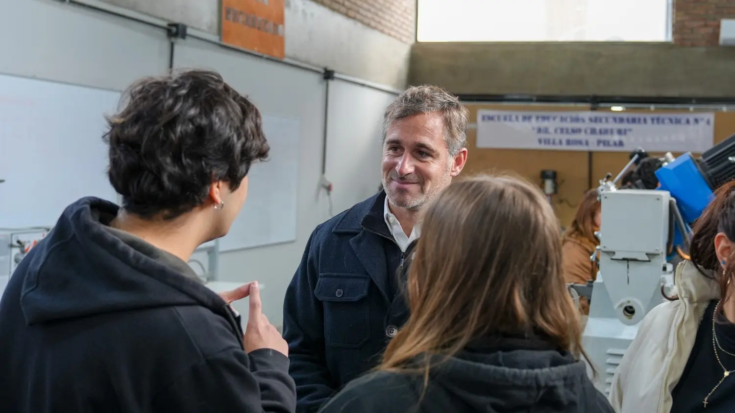 El intendente dialogó con los y las estudiantes de la Técnica 4