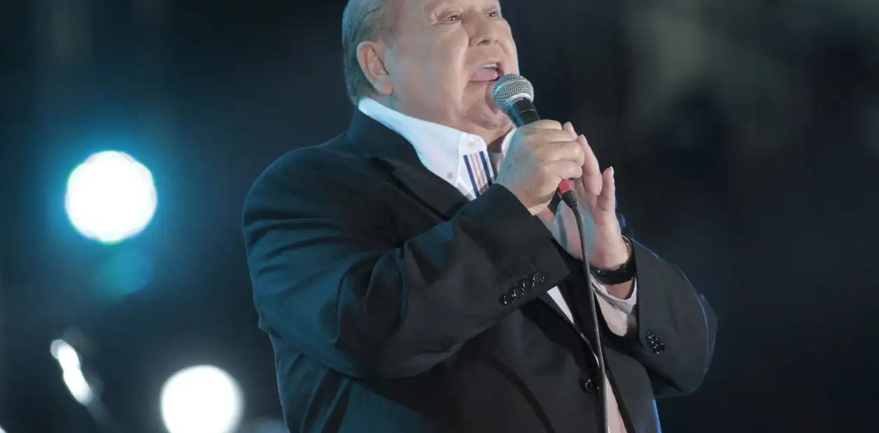 Como parte de su gira despedida tenía pautadas presentaciones el próximo mes, en Las Vegas y en Arizona.