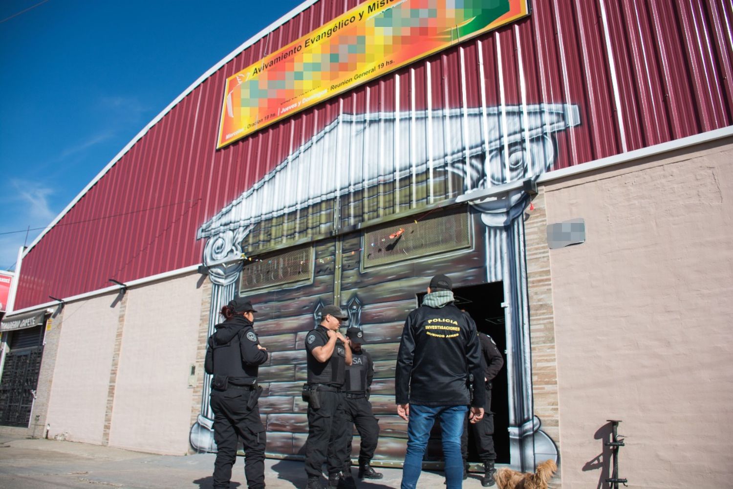 Allanaron un templo evangélico de La Matanza por una estafa virtual y denunciaron al pastor