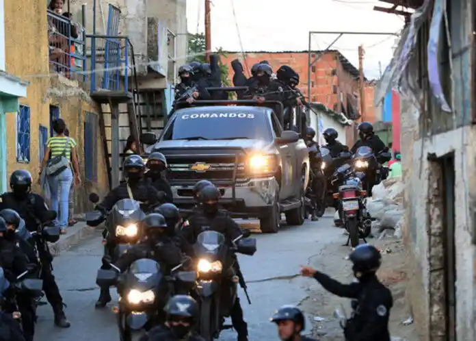 ¡BARBARAZO! acabaron con todo en la Cota 905: se llevaron hasta la ropa sucia que encontraron