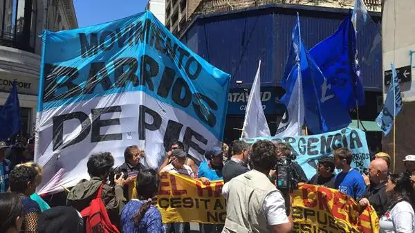 La CGT marcha junto a los movimientos sociales por la ley de emergencia social