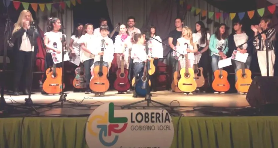 Se presentaron talleres culturales en el teatro español