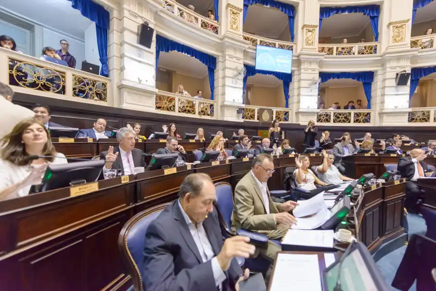 Alquileres: Aprueban la eliminación del pago de comisiones para inquilinos en la Provincia