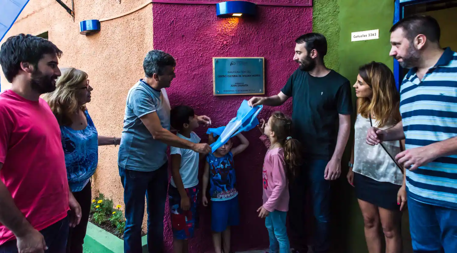 Zabaleta inauguró el primer Centro Cultural municipal de William Morris
