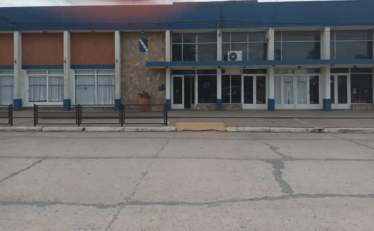 Cañada del Ucle: detuvieron a 2 menores por robar en el club