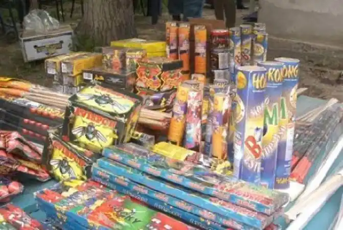 En Crespo queda prohibida la pirotecnia sonora que exceda los 65 decibeles