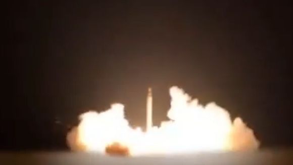 Irán lanza un ataque con misiles contra la base estadounidense de Al Udeid en Qatar