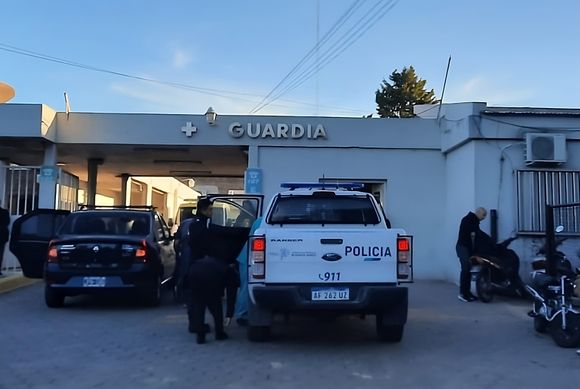 Operan con riesgo de amputación de una pierna a policía que resultó herido tras un conflicto en las 104 Viviendas