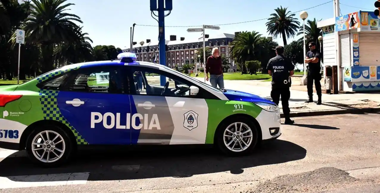 Detuvieron a policías acusados de torturar salvajemente a dos adolescentes