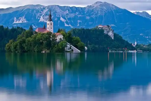 La isla de Bled, un destino romántico