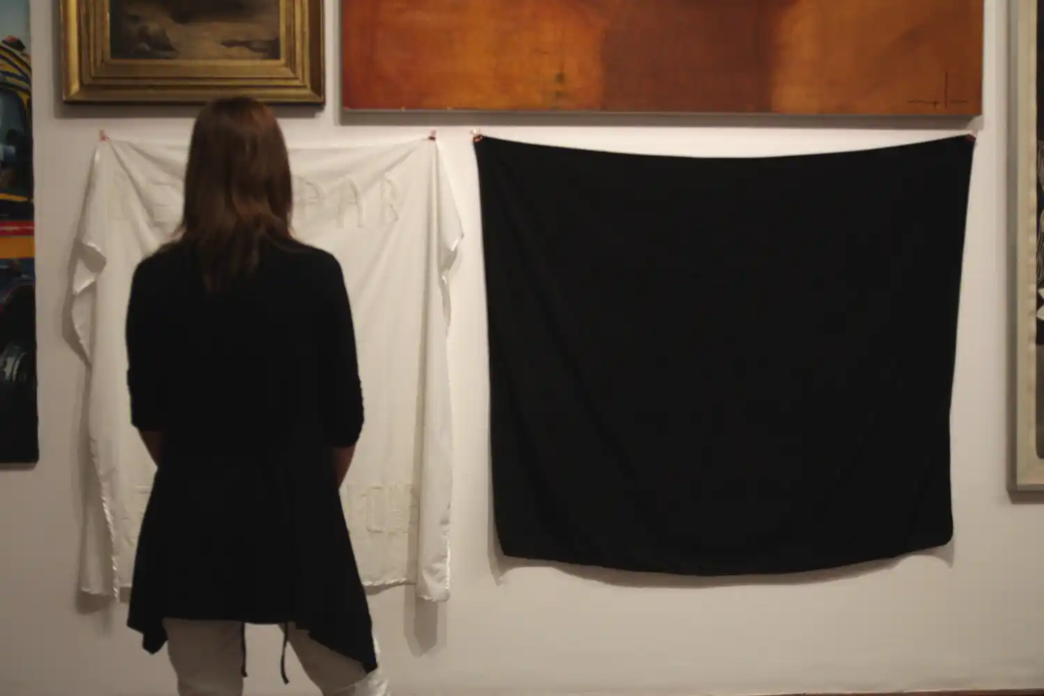 El Museo Rosa Galisteo invita a pensar críticamente los vínculos entre arte y política