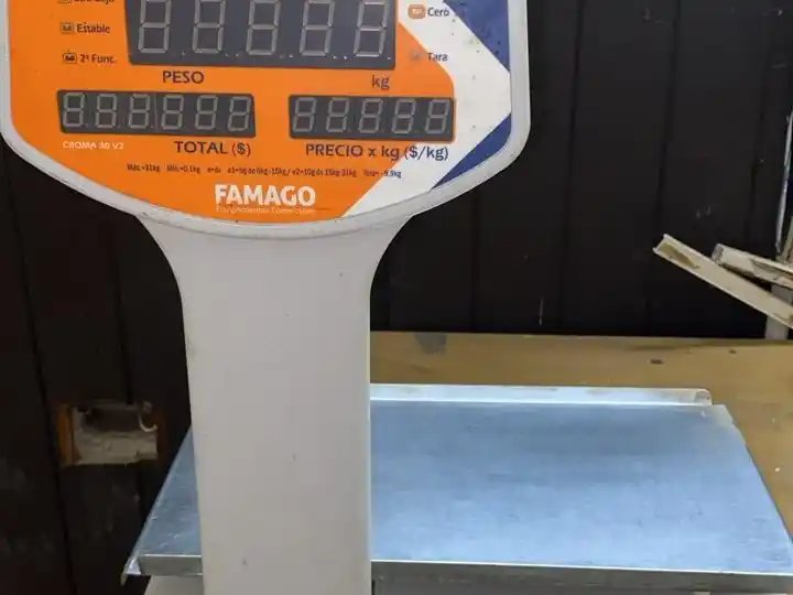 La balanza recuperada por la policía.