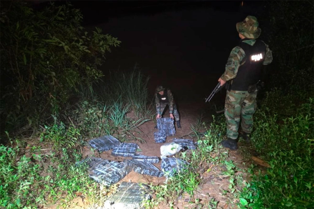 Prefectura secuestró 173 kilos de droga y fentanilo en el río Paraná