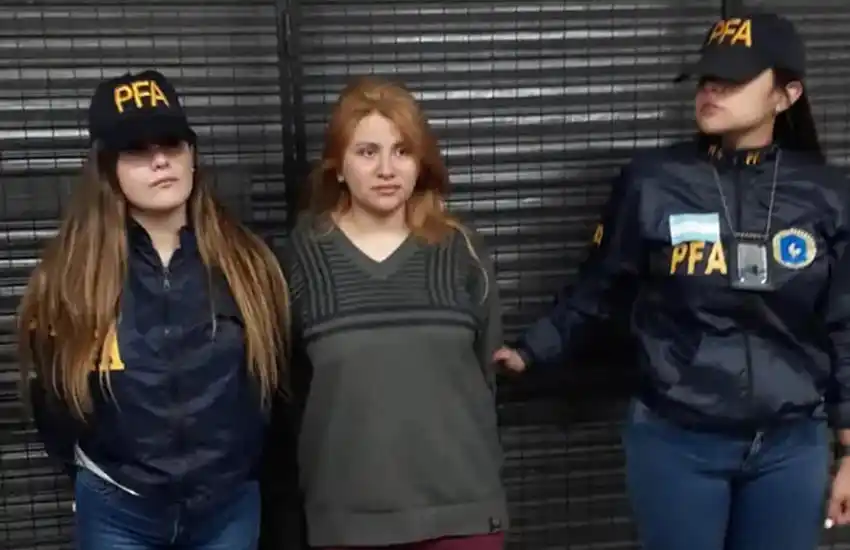 “La próxima gatillo yo; sé disparar bien, no me tiembla la mano”: se conocieron mensajes que complican a Brenda Uliarte