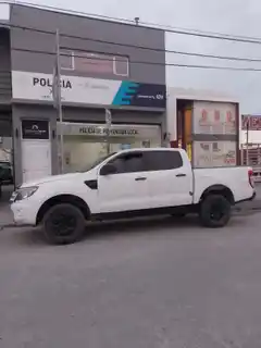 La policía recuperó una camioneta con pedido de secuestro