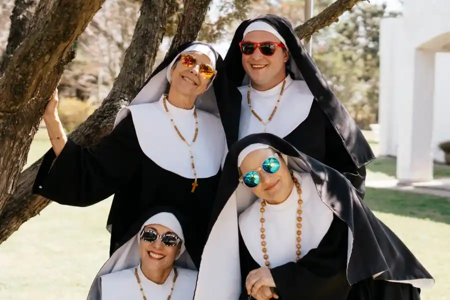 Último fin de semana de "Hermanas Tejedoras" en La Máscara