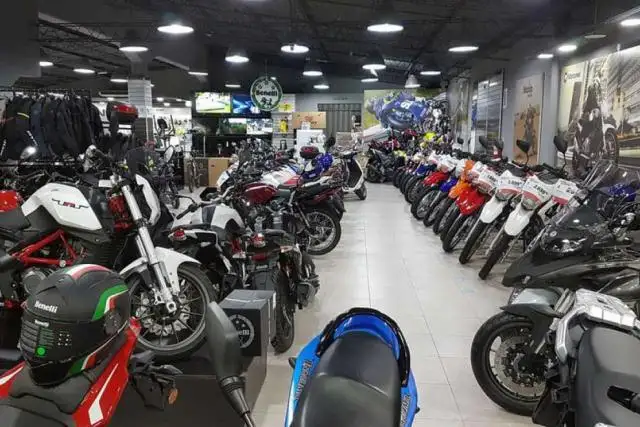 Según los concesionarios, el patentamiento de motos cayó 40,5% en noviembre
