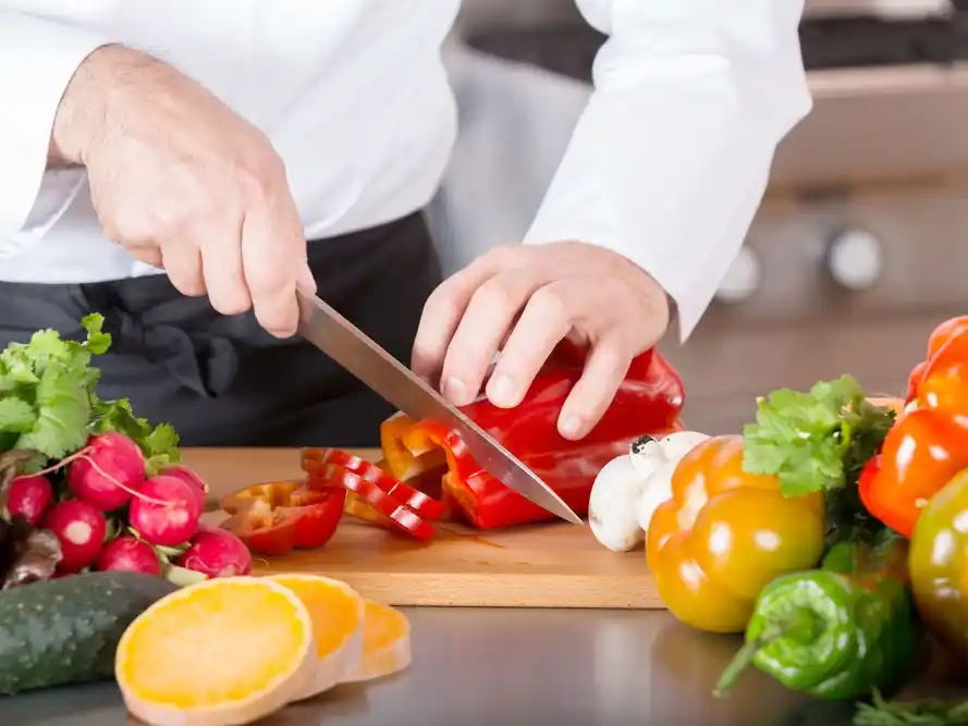 El CCISC lanza un curso intensivo de introducción a la cocina