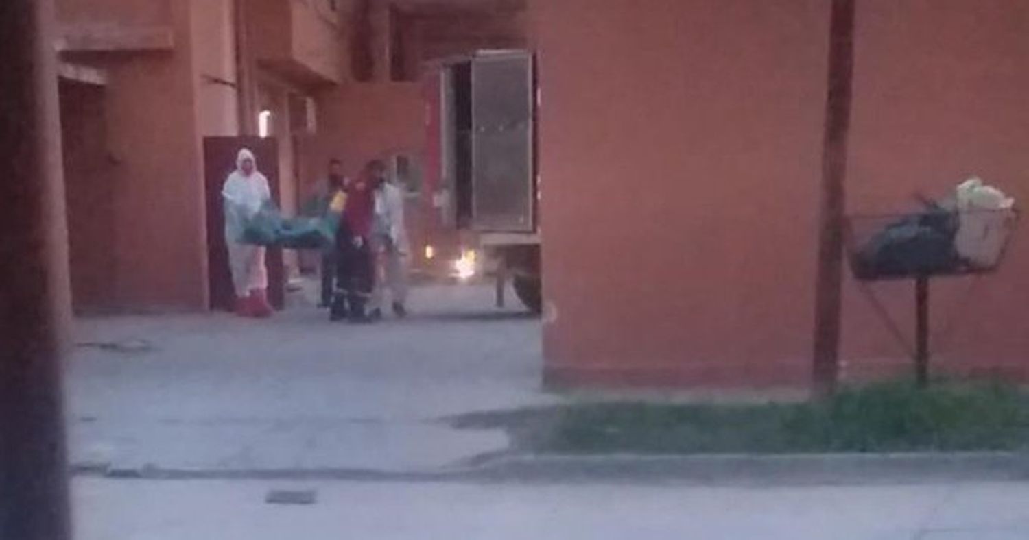 Horror: murió en un hotel alojamiento y su acompañante dijo que era su hija