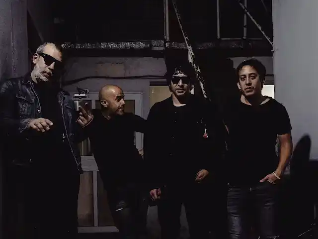 Con una agenda cada vez más cargada y un público en expansión, Autos Robados sigue consolidando su lugar en la escena.