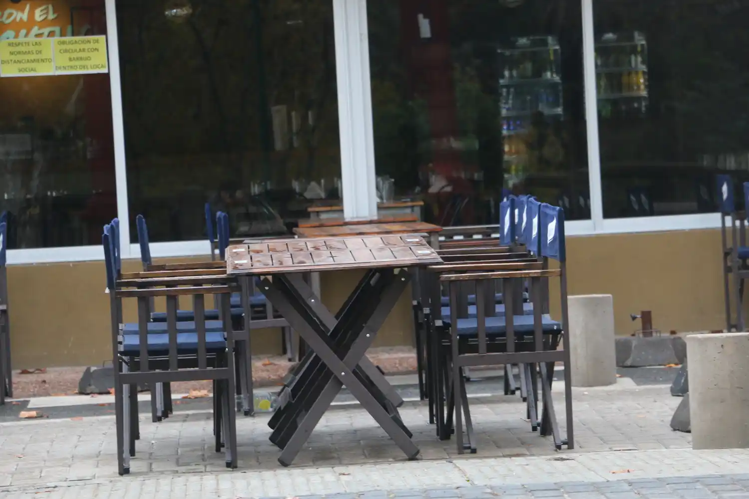 Gastronómicos y Hoteleros: de nuevo la industria más golpeada por la pandemia