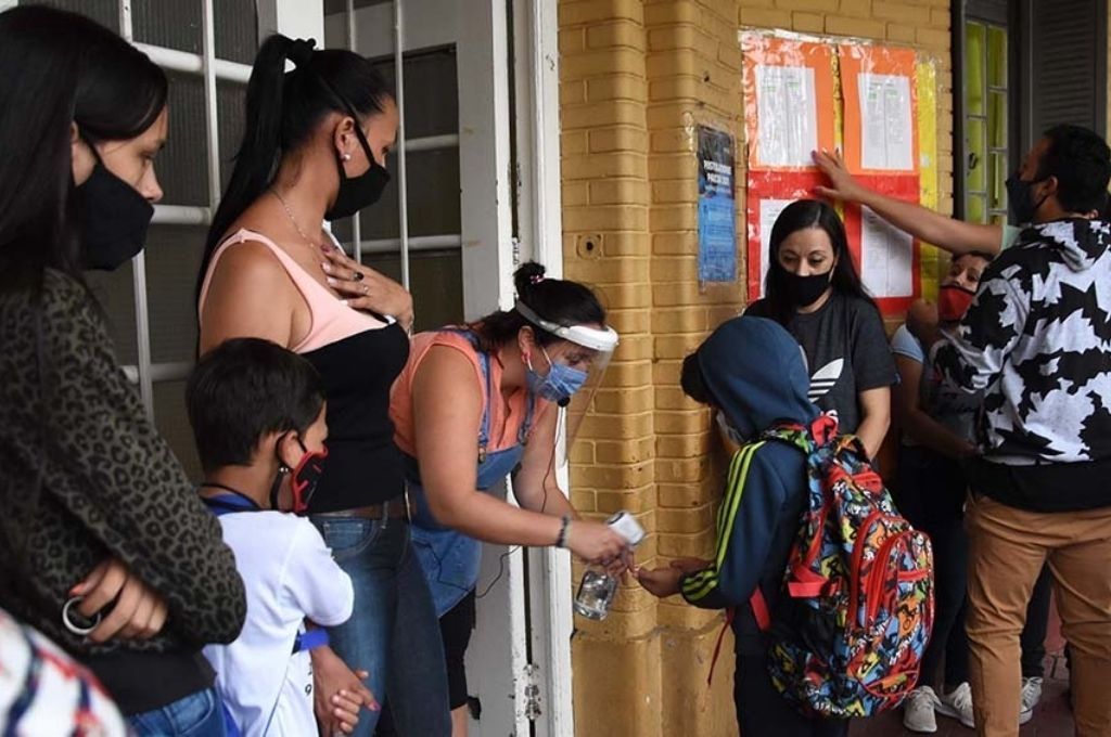 Córdoba: clases presenciales en localidades de hasta 30.000 habitantes
