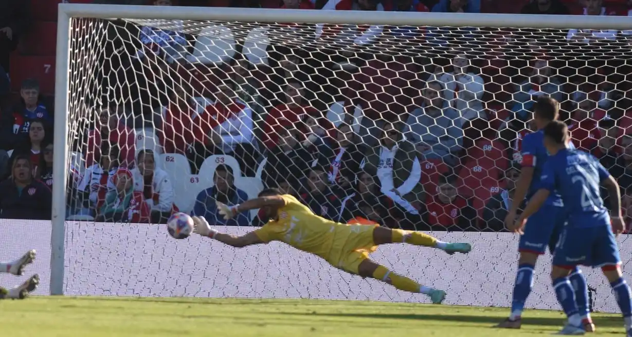 El arquero está "muy en duda"