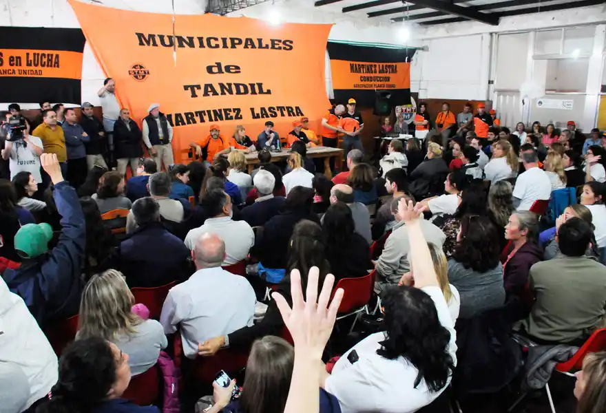 Municipales aceptaron la oferta salarial y alcanzaron el 41 por ciento de aumento en 2018 