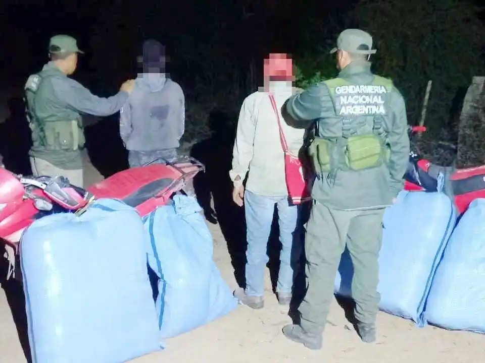 En dos procedimientos secuestran contrabando 
valuado en más de 37 millones de pesos