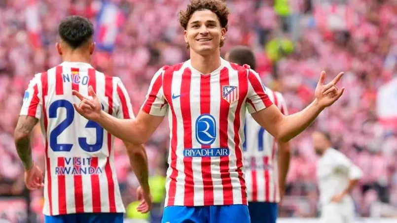 Con un doblete de Julián Alvarez, Atlético de Madrid vapuleó a Real Madrid 5 a 2