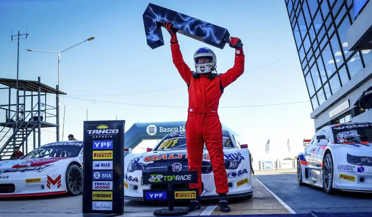 Verriello llega Rosario siendo el líder del campeonato