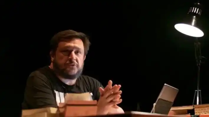 Hernán Casciari contó cómo fue el día en el que casi se quita la vida por su adicción a la cocaína