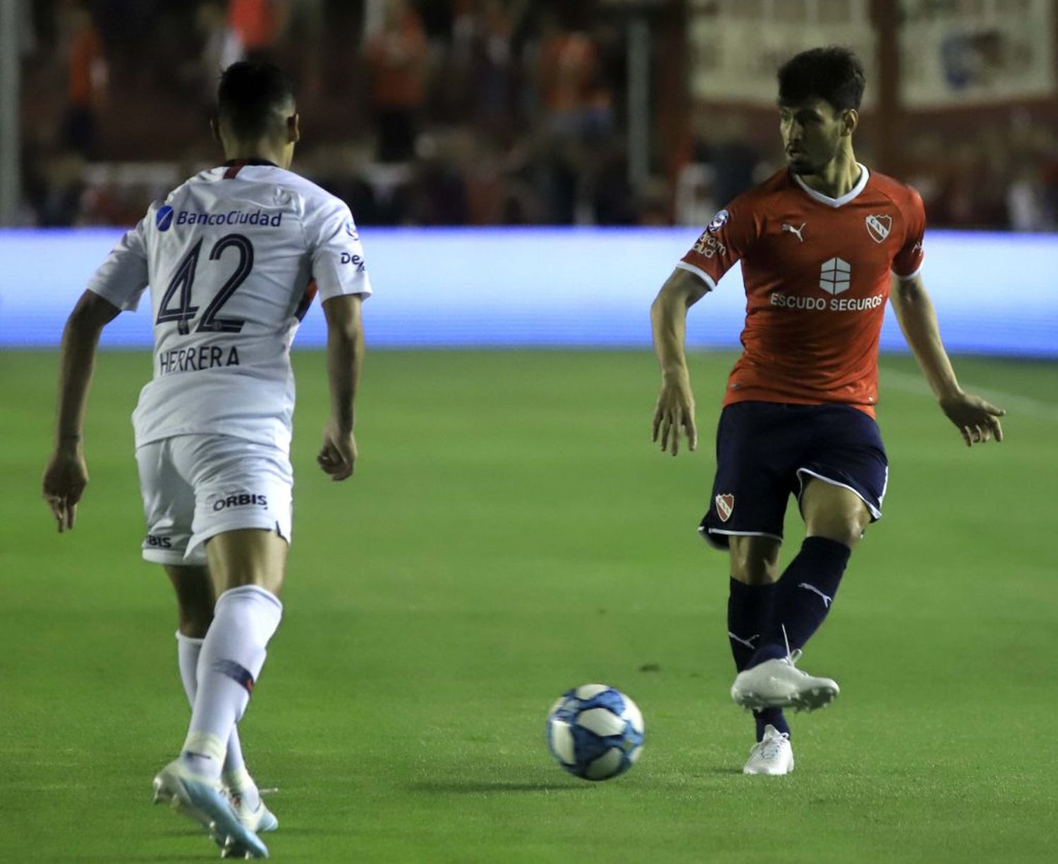 Independiente juega de visitante en Mendoza