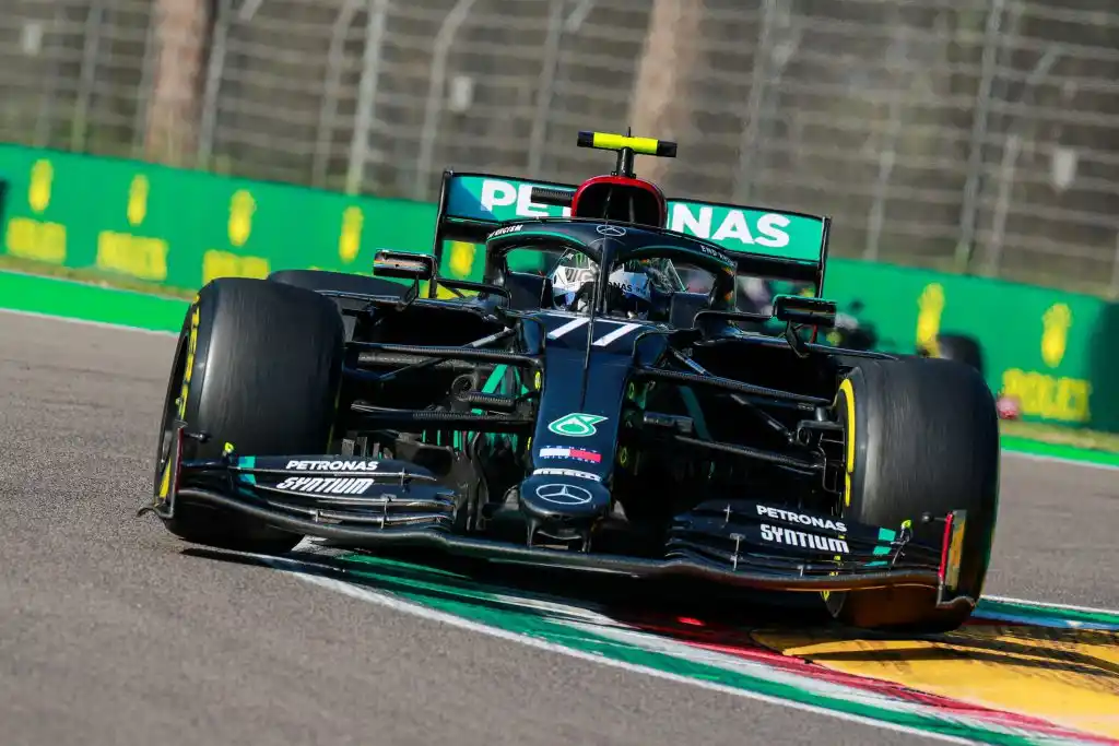 Bottas-Hamilton, más dominio para Mercedes