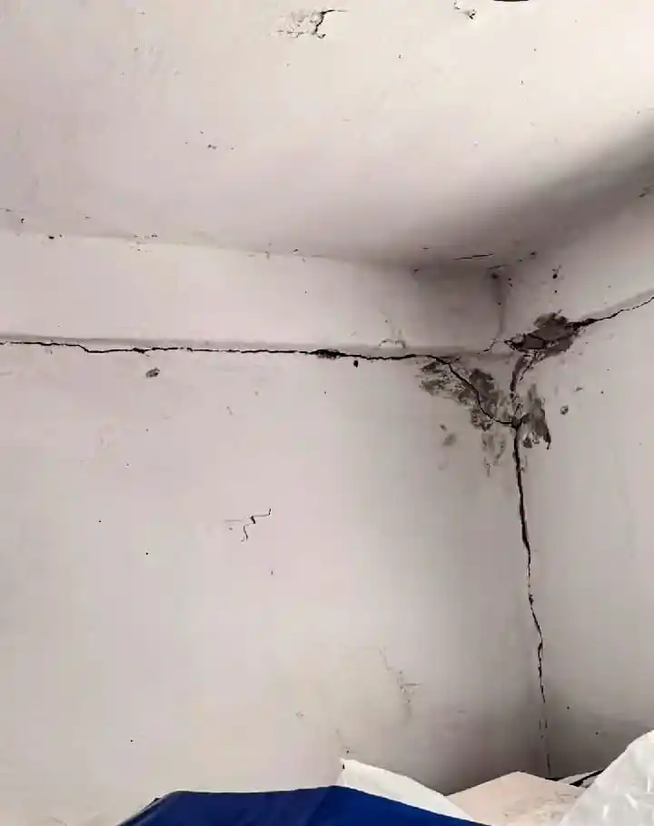 Puerto Ruiz: Preocupación por las condiciones edilicias de la escuela