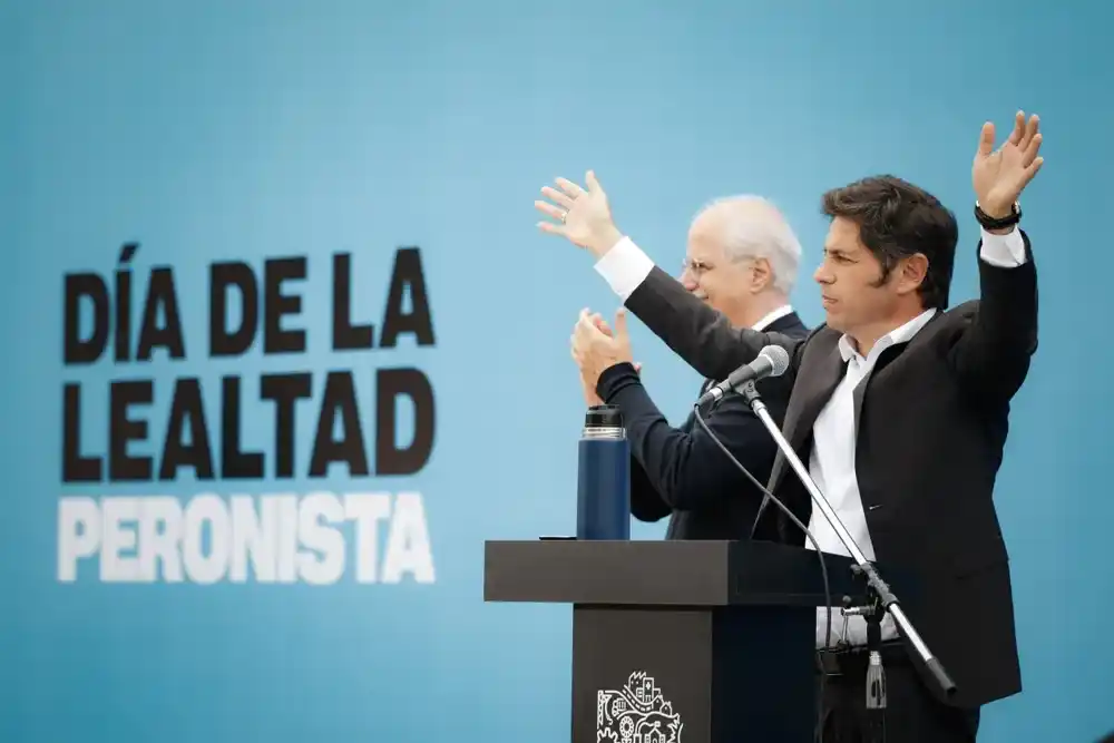 Axel Kicillof criticó a Milei y al “nuevo ministro” Bessent: “Lo que vivimos es una catástrofe social”