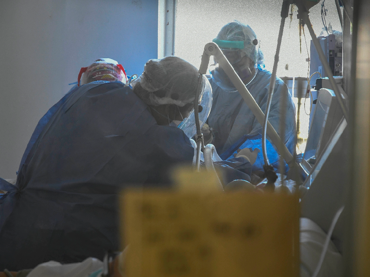 Por primera vez desde diciembre, baja la ocupación de camas de terapia intensiva a nivel nacional