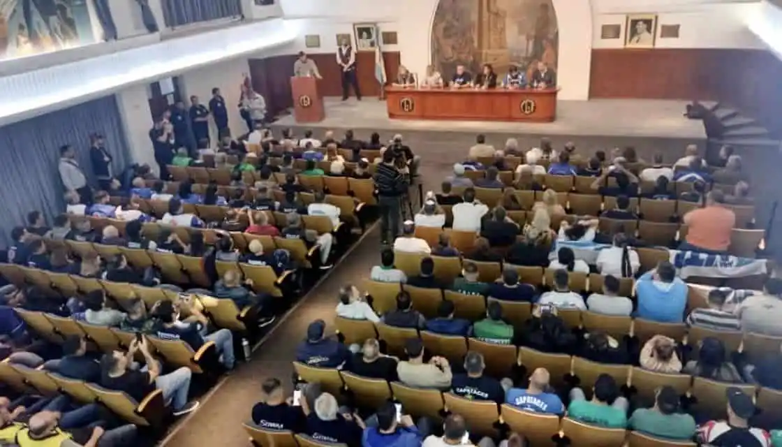 La CGT advirtió por el «deterioro económico» y «la descomposición social»