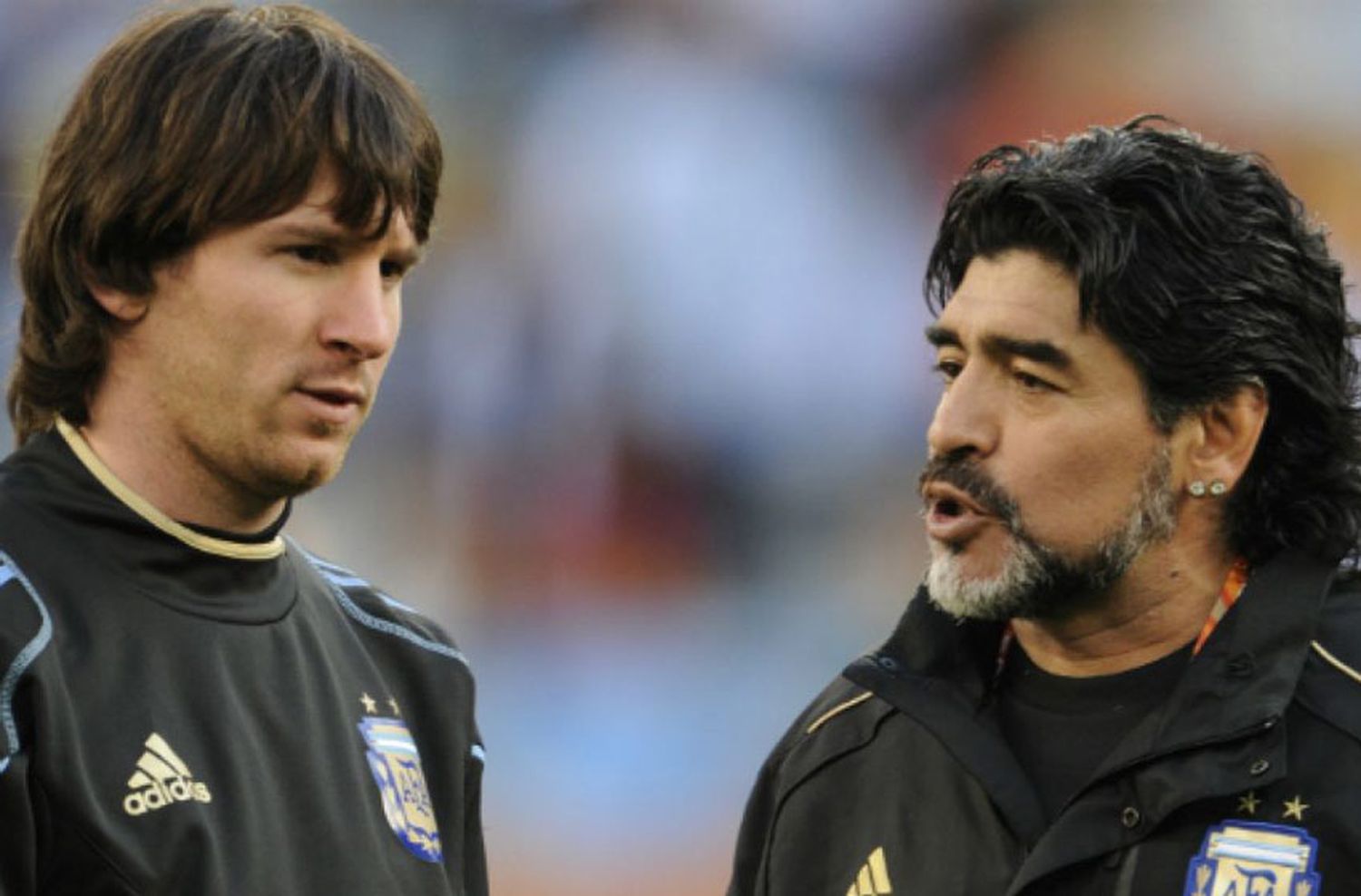 Maradona: «No lo endiosemos mas a Messi»
