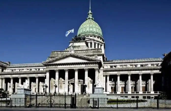 La Justicia declaró inválidos seis artículos de la reforma laboral del DNU 70/23