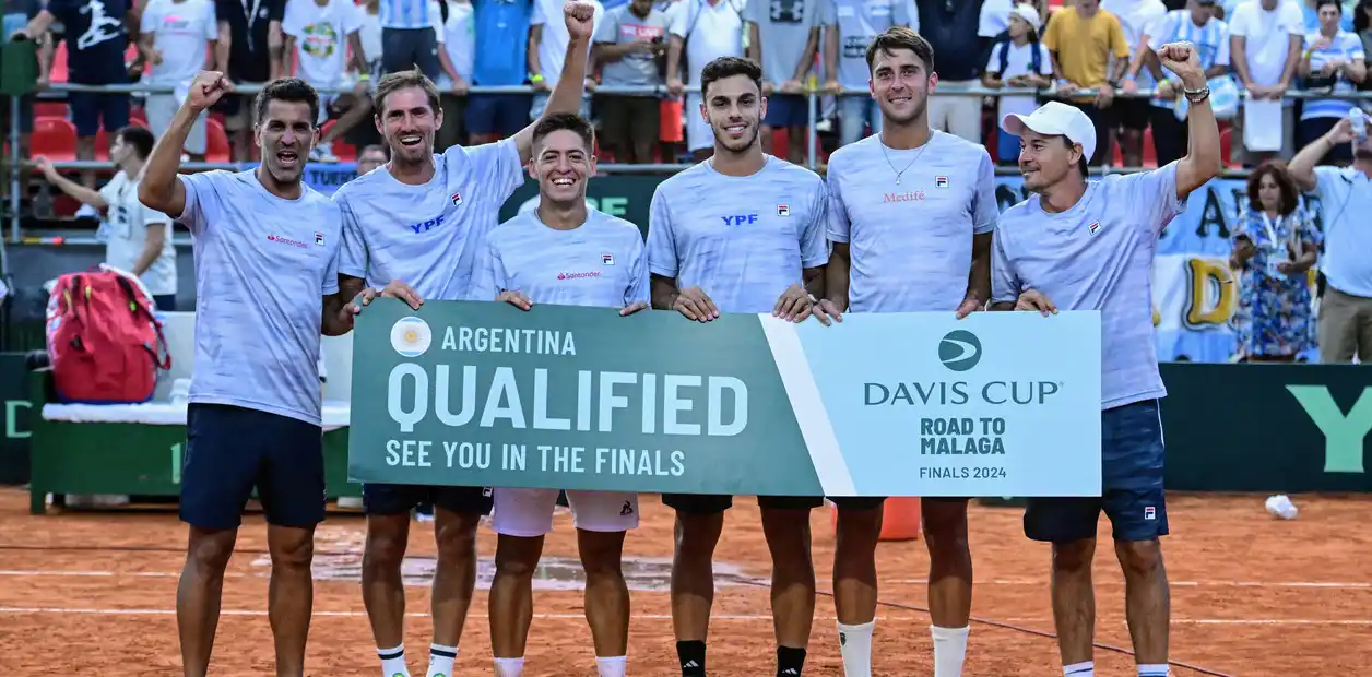 El equipo argentino, con Máximo González, que consiguió en Rosario la clasificación entre los 16 mejores.