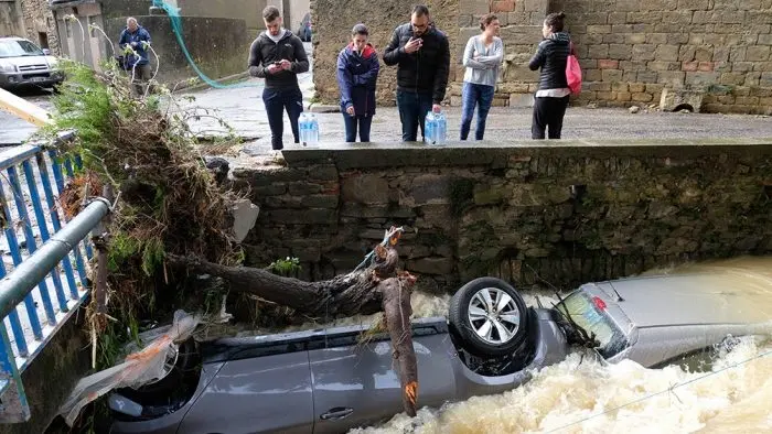 Al menos once muertos por inundaciones en el sur de Francia