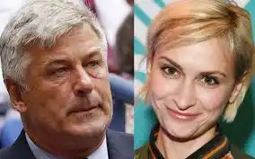 ¡NUEVOS DETALLES! A Alec Baldwin le dieron una pistola cargada y le dijeron que era segura