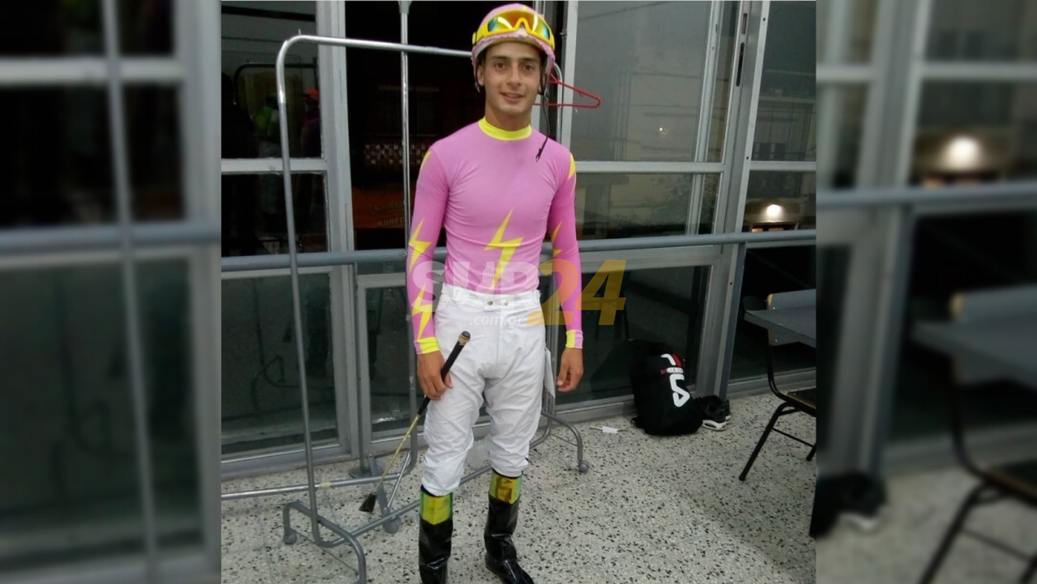 Oriundo de Elortondo, estudia para ser jockey en La Plata