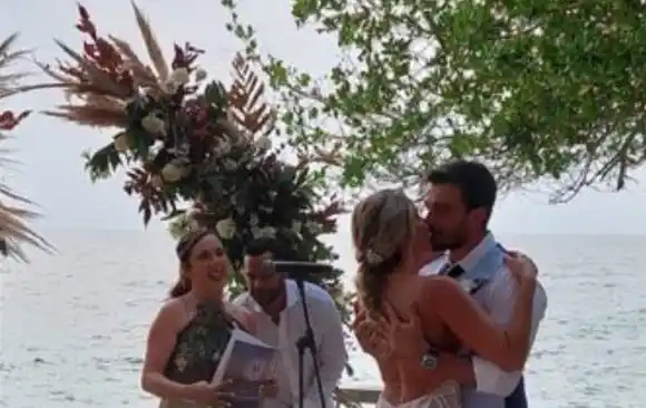 Así se declaró Luciano D’Alessandro  en el altar