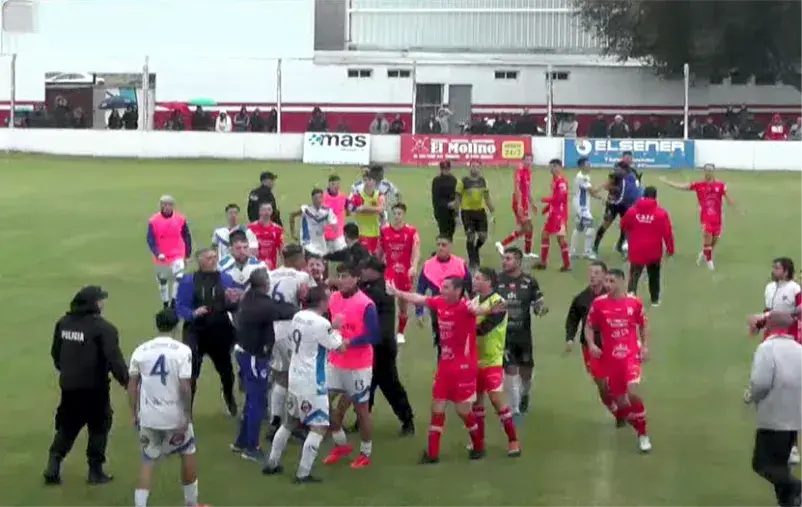 LAa violencia otra vez presente en un partido liguista : Ferro-Peñarol
