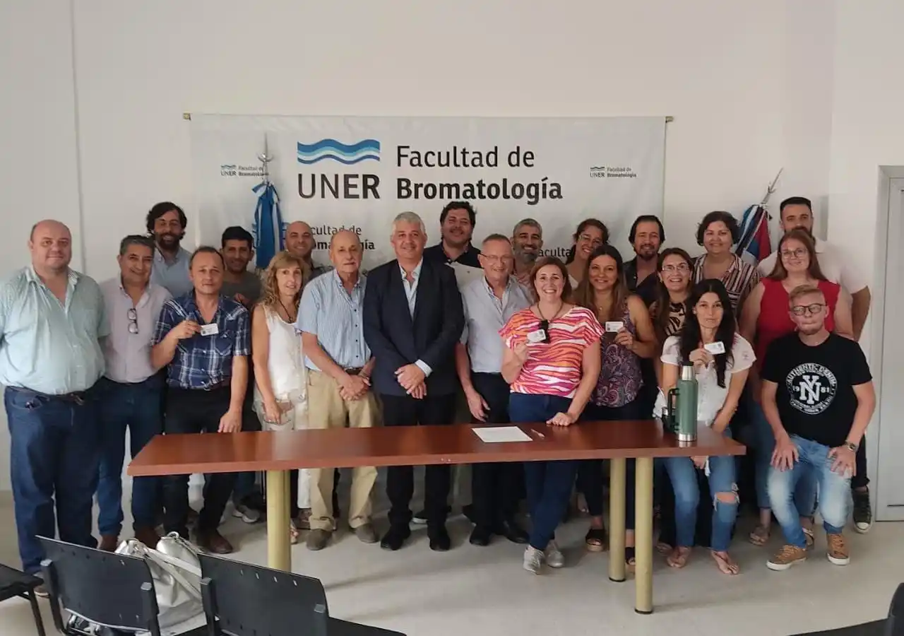 39 licenciados en Bromatología de la UNER recibieron sus credenciales