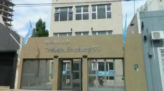 Trabajadores repudiaron los despidos en el Ministerio de Trabajo de Tandil